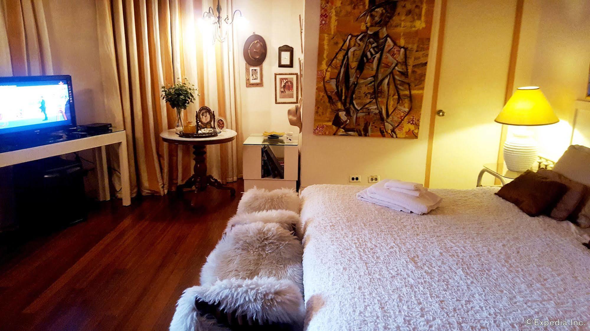 Casa Amapola Manila Bed & Breakfast Taguig Bagian luar foto