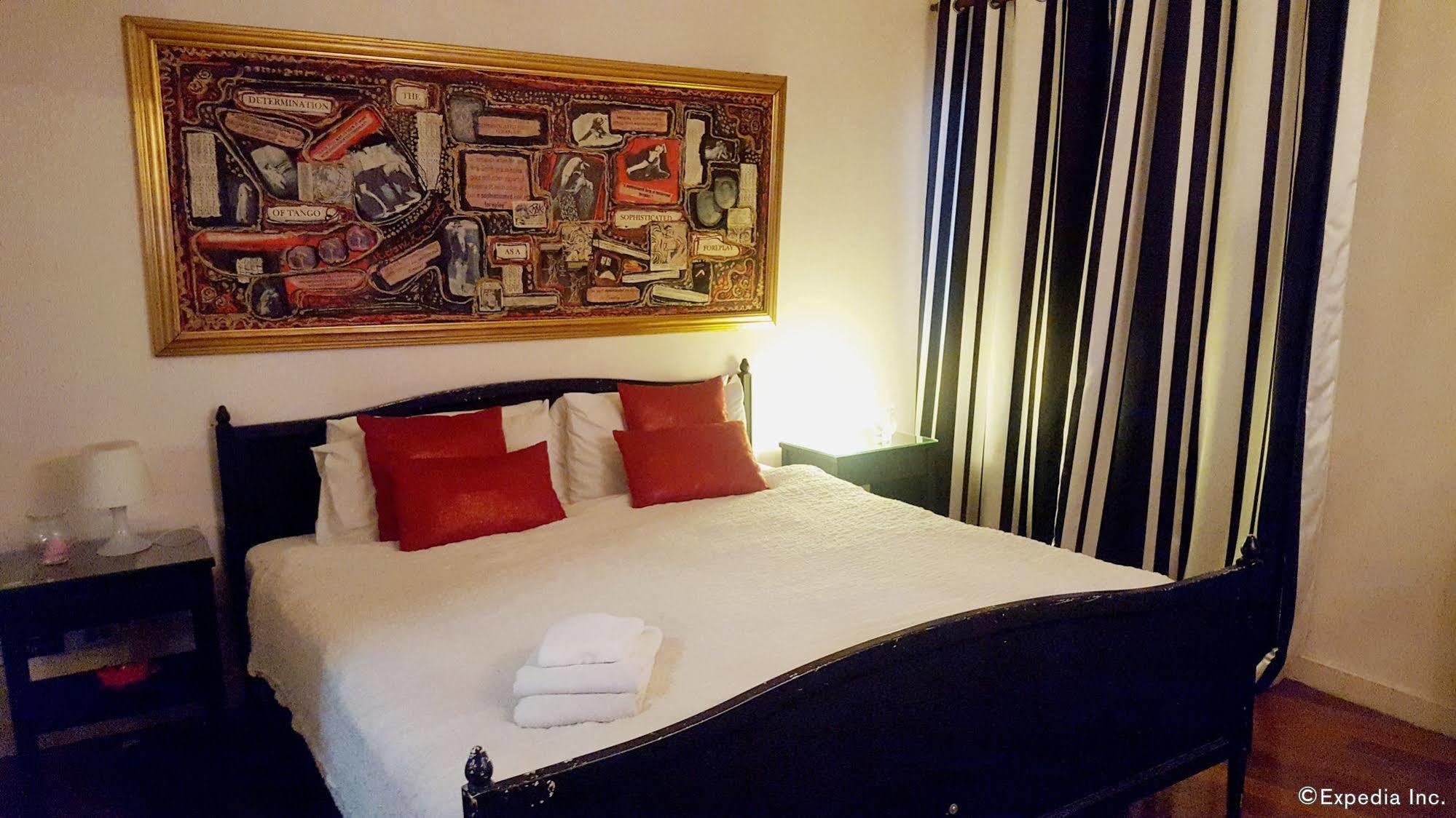 Casa Amapola Manila Bed & Breakfast Taguig Bagian luar foto