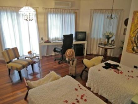 Casa Amapola Manila Bed & Breakfast Taguig Bagian luar foto